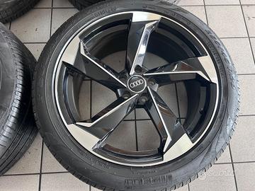 Cerchi in lega 20 per Audi Q5 con gomme
