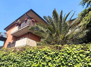 Luminoso ultimo piano balconato centralìssìmo