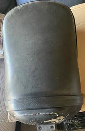 Sella posteriore Suzuki intruder 250 LC 2001