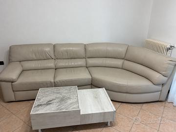 Divano angolare beige