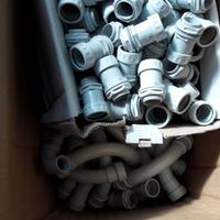 gomiti e raccordi elettrici ( scontati )