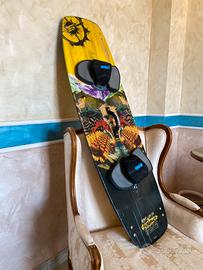 Tavola kitesurf Slingshot Asylum 138 + Pads nuovi