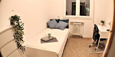 Singola in appartamento moderno