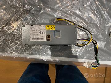 Alimentatore per computer fisso