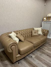Elegante Divano in pelle beige