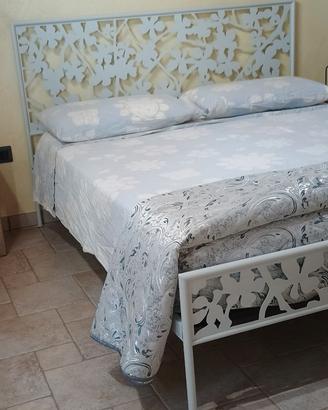 Giro letto in ferro battuto