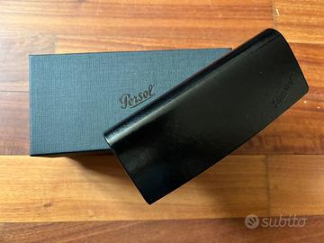 Occhiali da sole Persol mai usati
