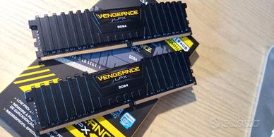 RAM DDR4 - CORSAIR VENGEANCE 16GB - 2X8GB XMP