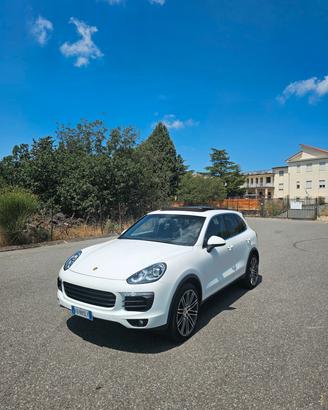 Porsche Cayenne 3.0 Diesel Platinum Edition Tetto 
