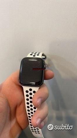 Apple watch 4 hot sale usato subito