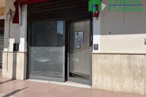 Locale Commerciale Vitulazio