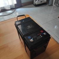 Batteria 12,8V LiFePo4 litio 320Ah accumulo camper