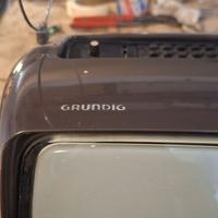 Tv anni 70  80 grundig marrone funzionante