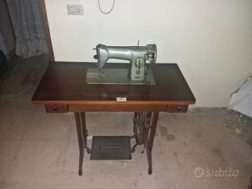 Macchina da cucire vintage marca Singer funzionant
