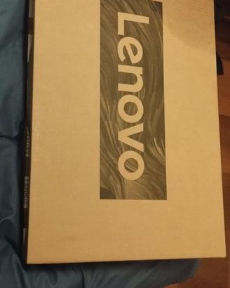 computer portatile LENOVO