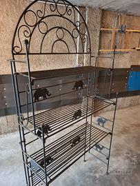 Mobiletto etnico in ferro battuto