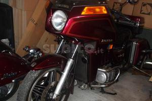 Honda goldwing con auto epoca - 1984