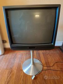 Televisore Mivar vintage piede girevole design