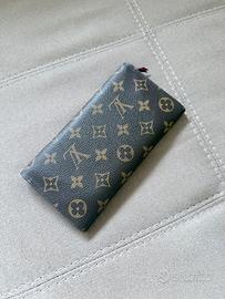 Louis Vuitton Josephine Wallet