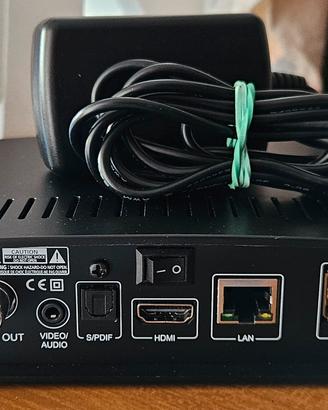 Decoder AXSAS  E4HD DVB-C/T2 Hybrid receiver