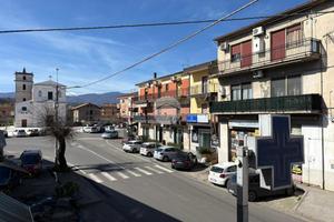 4 LOCALI A MONTALTO UFFUGO