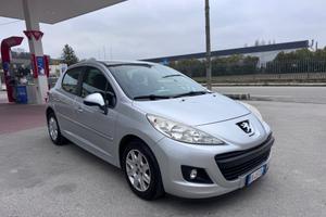 Peugeot 207 1.4 8V 75CV 5p. Energie