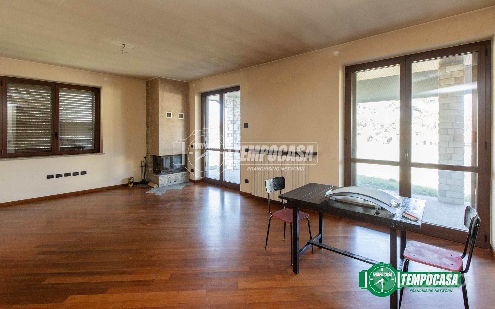 VILLA INDIPENDENTE A MAGNAGO - Vista 4