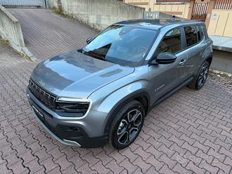 Jeep Avenger 1.2 e-Hybrid 110 cv MHEV Summit