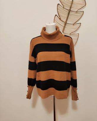 Dolcevita oversize Please. Nuovo.