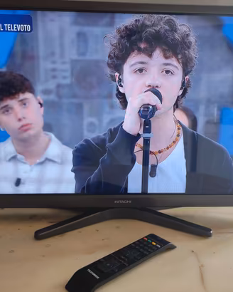 Full HD, Wi-Fi LED Smart TV Hitachi 32HXC46