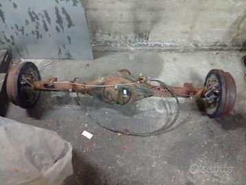 Assale posteriore Toyota hilux altri ricambi