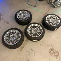 CERCHI AUDI R18 NUOVI CON GOMME PIRELLI NUOVE