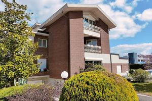 Villa bifamiliare in zona centrale