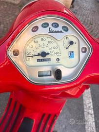 Vespa LX 150