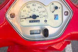 Vespa LX 150