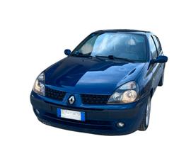 RENAULT Clio 2ª serie - 2004