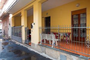 Casa indipendente con p.auto-terrazzo49-376