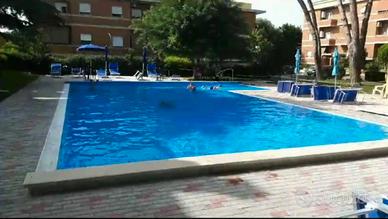Quadrilocale in condominio con piscina e portiere