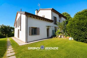 BIFAMIALIARE A FONTANE DI VILLORBA