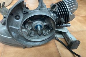 Blocco motore piaggio ape con 102