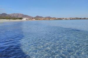 Ampio monolocale con giardino ad Olbia mare