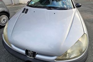 Peugeot 206 1.1 benz. 3p, 82.000 km, ok neopaten.