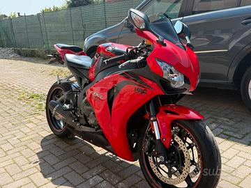 Cbr 1000rr fireblade