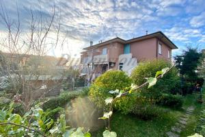 Appartamento di 110 m² con più di 5 locali a Rosig
