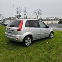 Ford fiesta 1.2 benzina euro 4 ok neopatentati