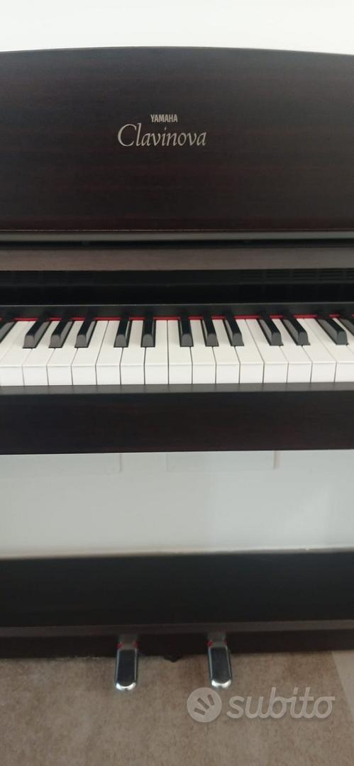 YAMAHAClavinova CLP-153