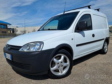 OPEL METANO e GANCIO TRAINO