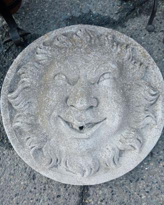 Maschera in cemento