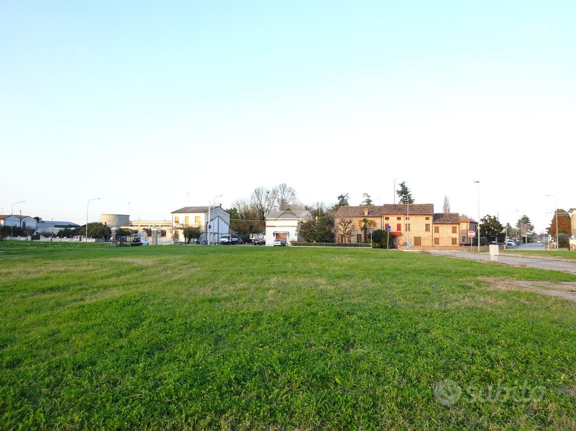 TER. RESIDENZIALE A VOGHIERA - Vista 2