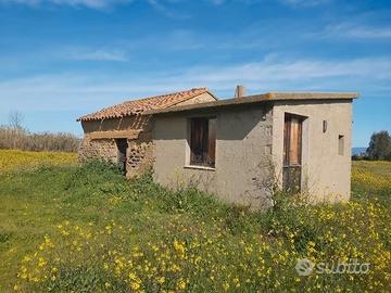 Località Filixi- Terreno agricolo con ricoveri